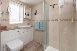 Ensuite- click for photo gallery